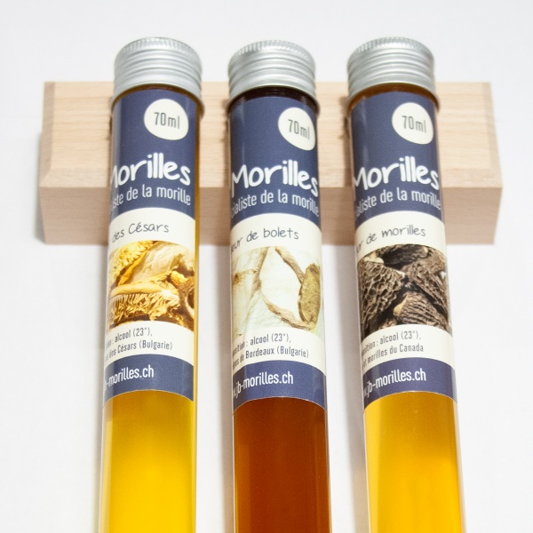 53-trio-liqueurs-a-jb-morilles